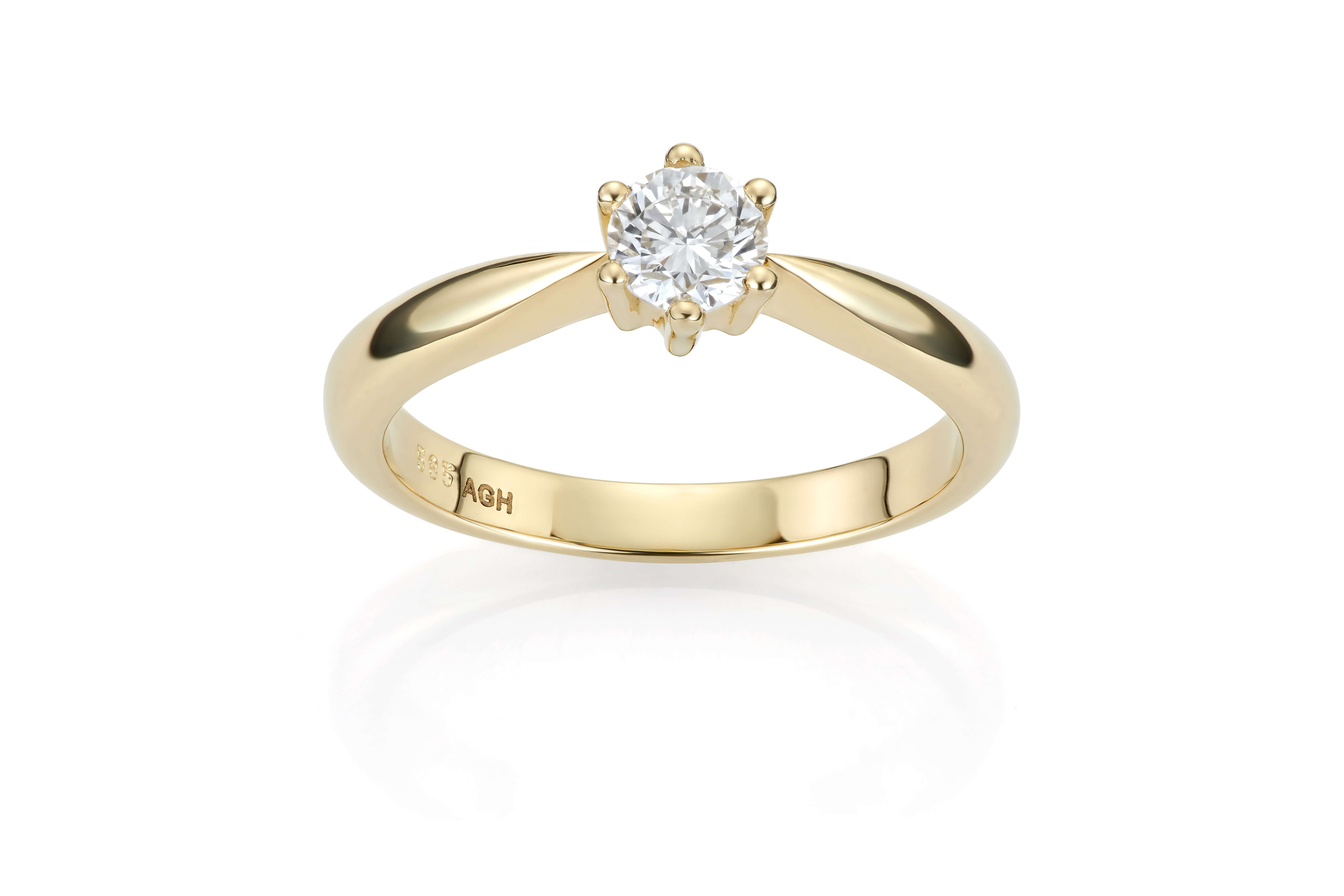 Haakonsen Ina enstens ring i gull 0.50 ct.