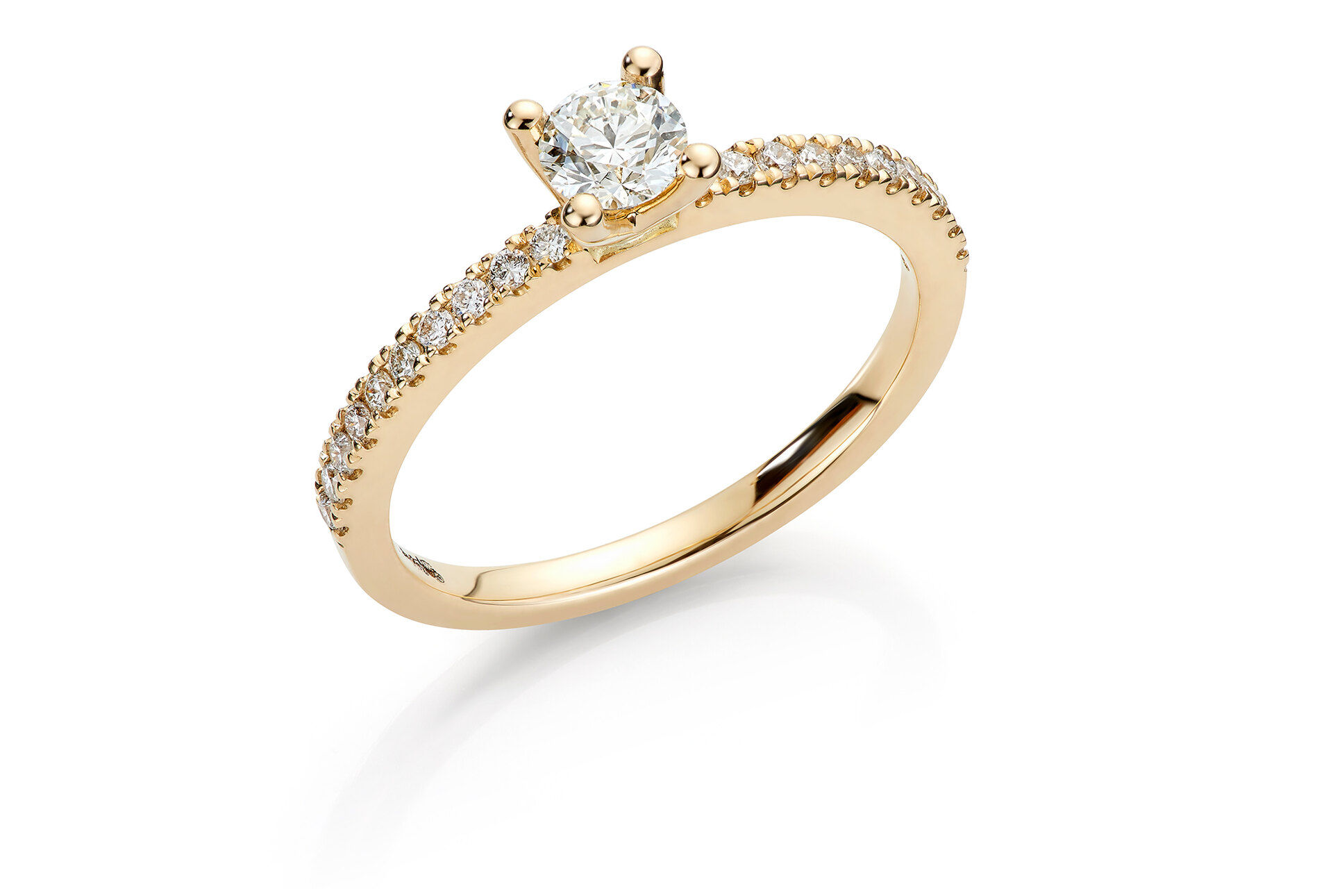 Ring i gull og diamant