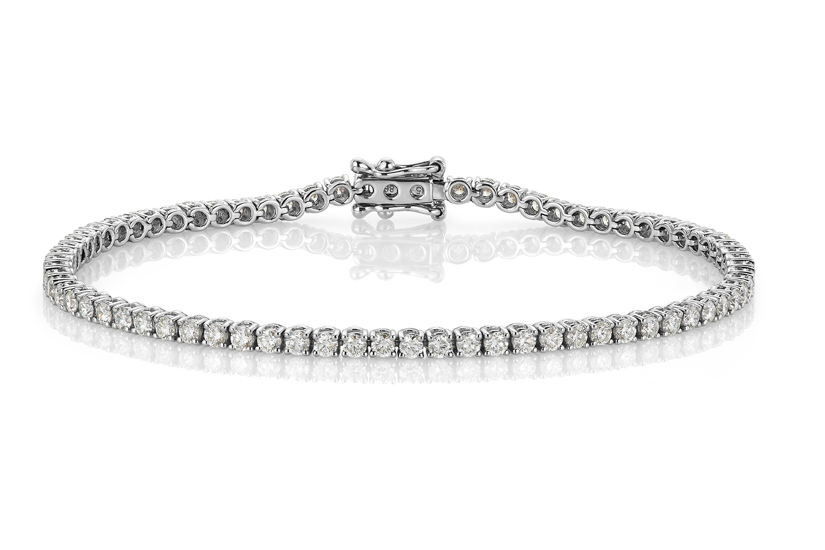 Haakonsen diamantarmbånd i hvitt gull 1.92 ct.